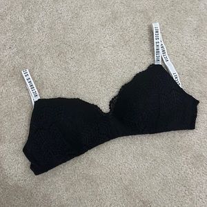 Victoria’s Secret wireless lace bra